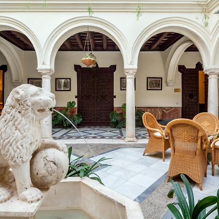 Palacio Marques De La Gomera Osuna Exterior foto