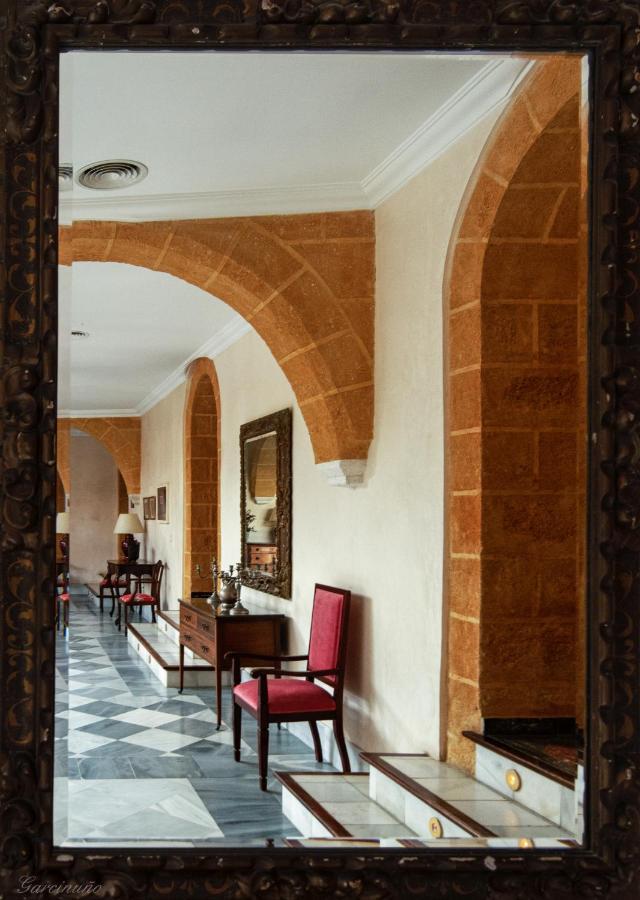Palacio Marques De La Gomera Osuna Exterior foto
