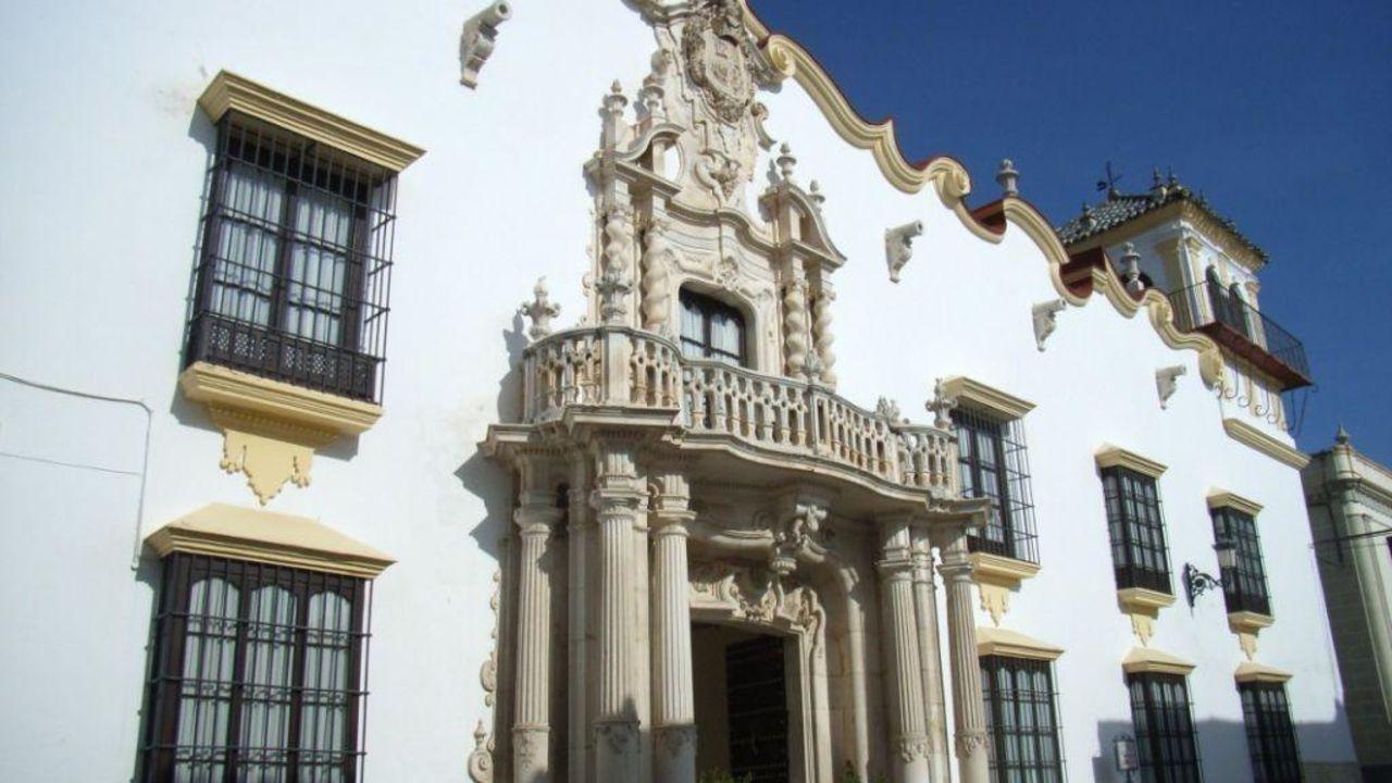 Palacio Marques De La Gomera Osuna Exterior foto