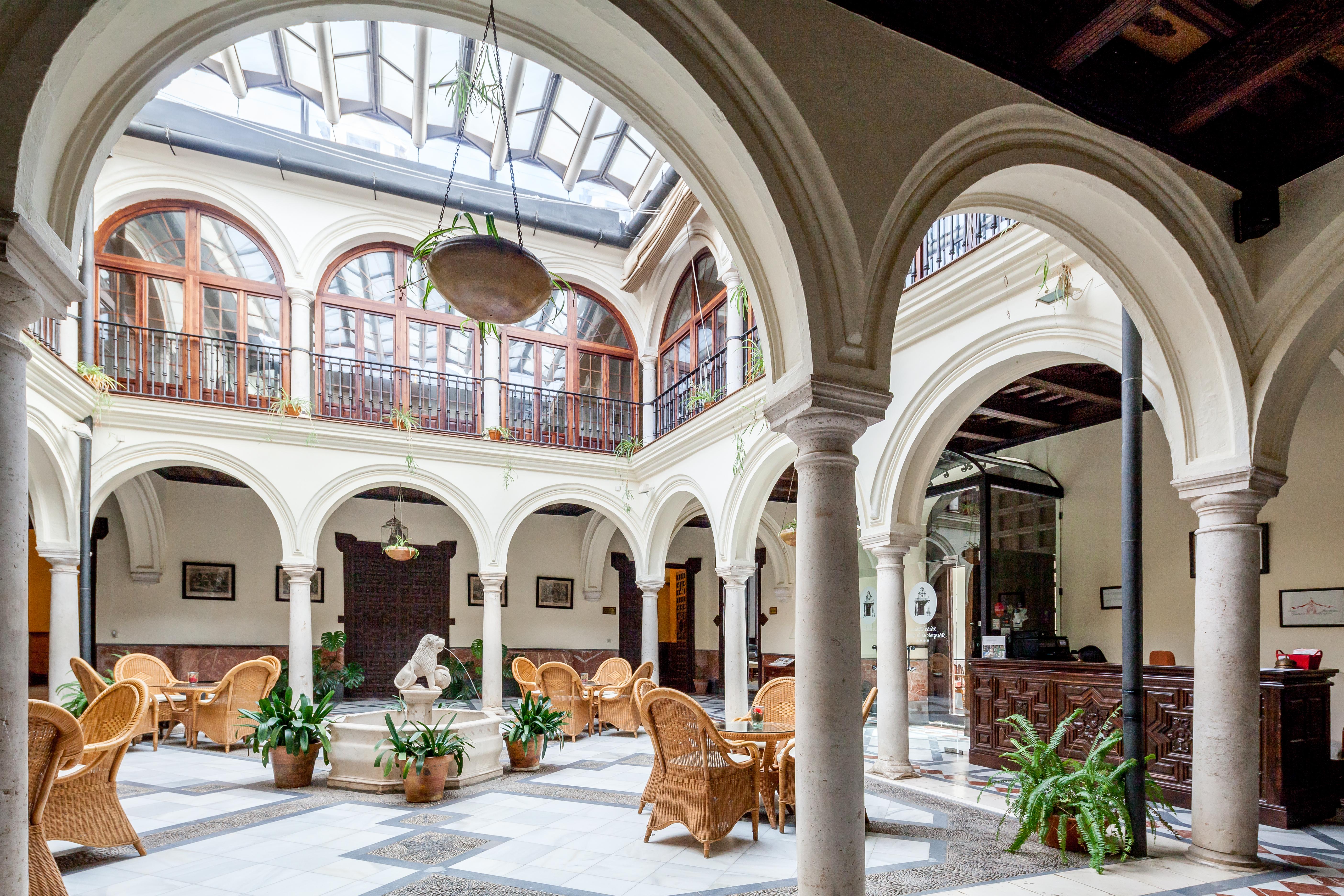 Palacio Marques De La Gomera Osuna Exterior foto